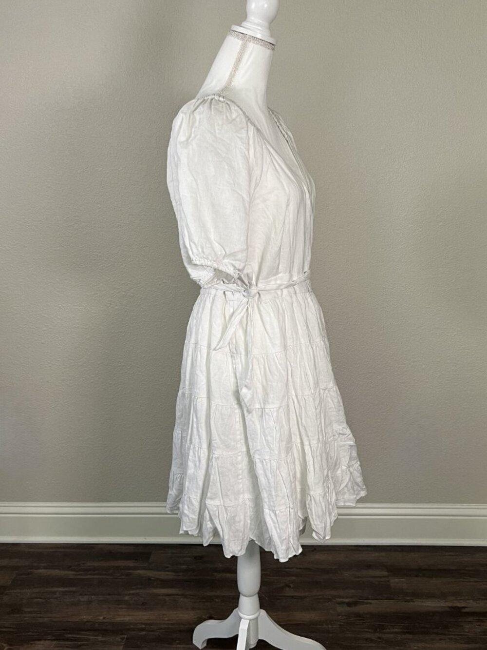 Lilly Pulitzer Iralee Wrap Dress Women’s Sz 12 White Linen Ruffle Tiered Short - Picture 4 of 11
